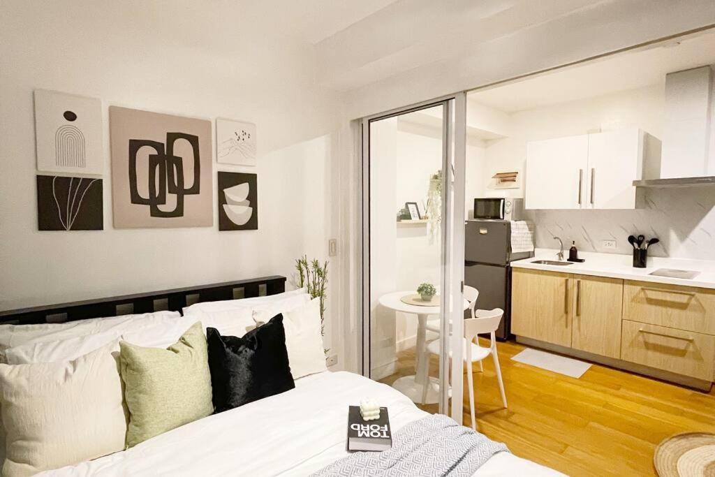 شقة The Serene Escape Rockwell Makati City View 1Br مانيلا المظهر الخارجي الصورة